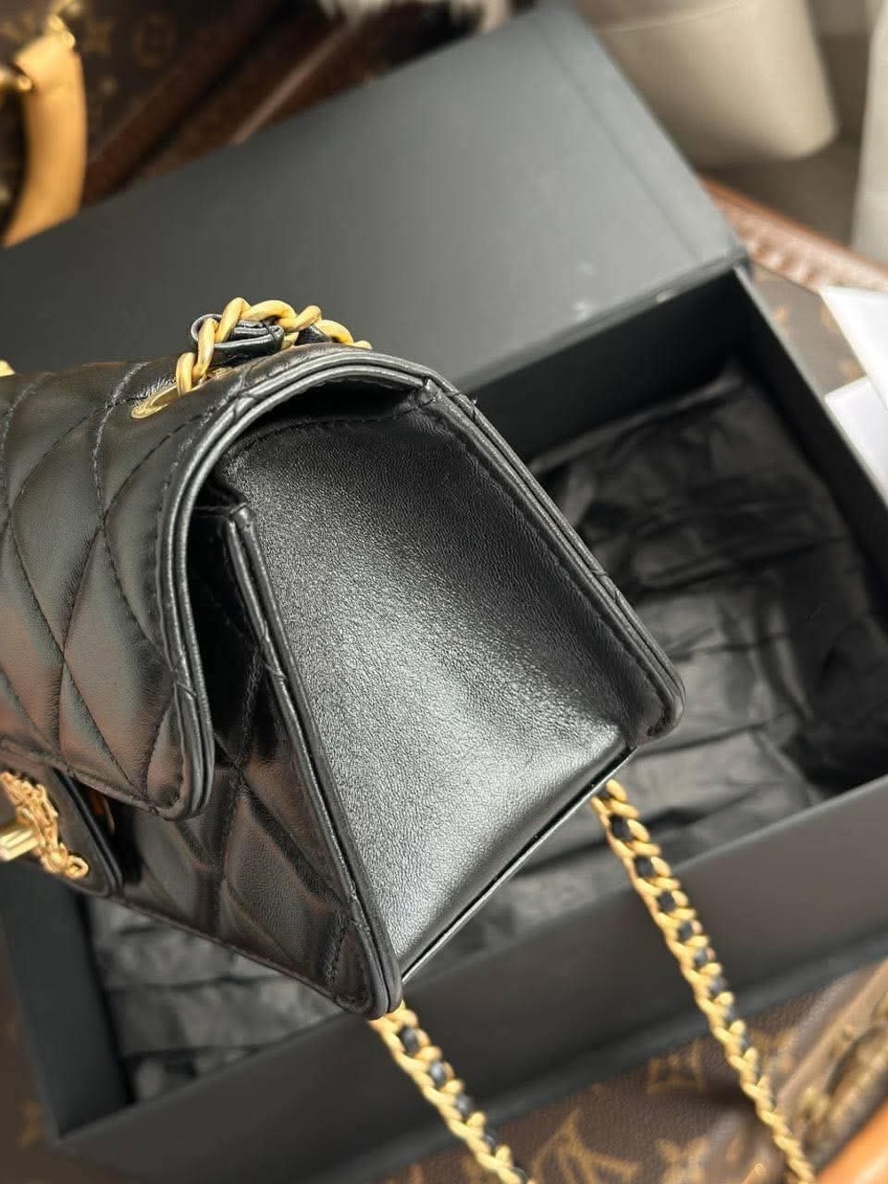 CHANEL Black Quilted Lambskin Chain Wallet with Gold Hardware - Picture 5 of 7